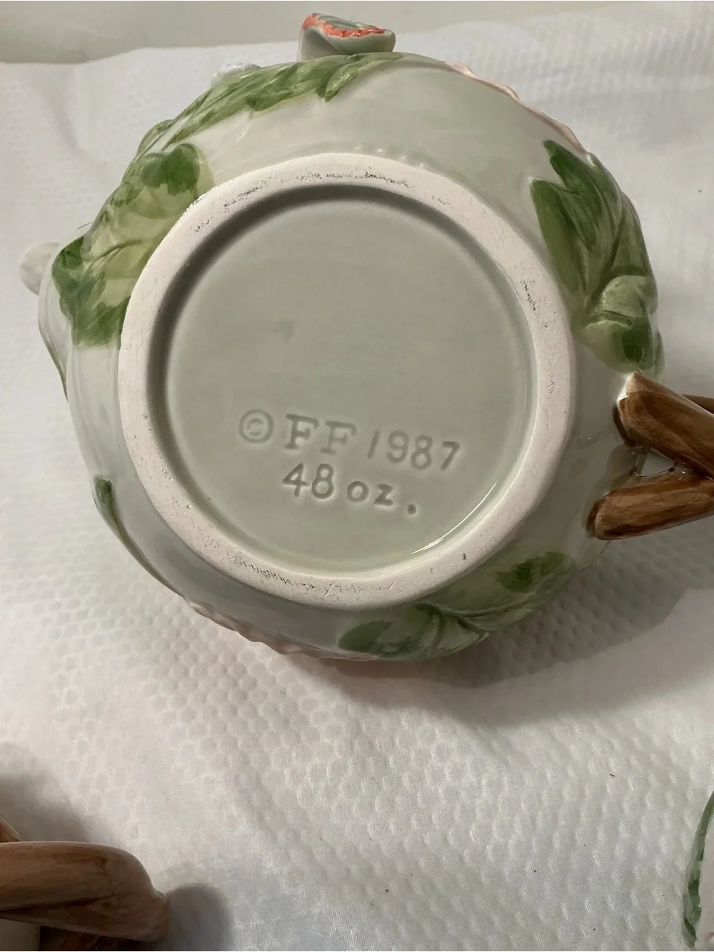 Rare lovely Vintage 1987 fitz & floyd 3D hummingbird hibiscus porcelainteapot